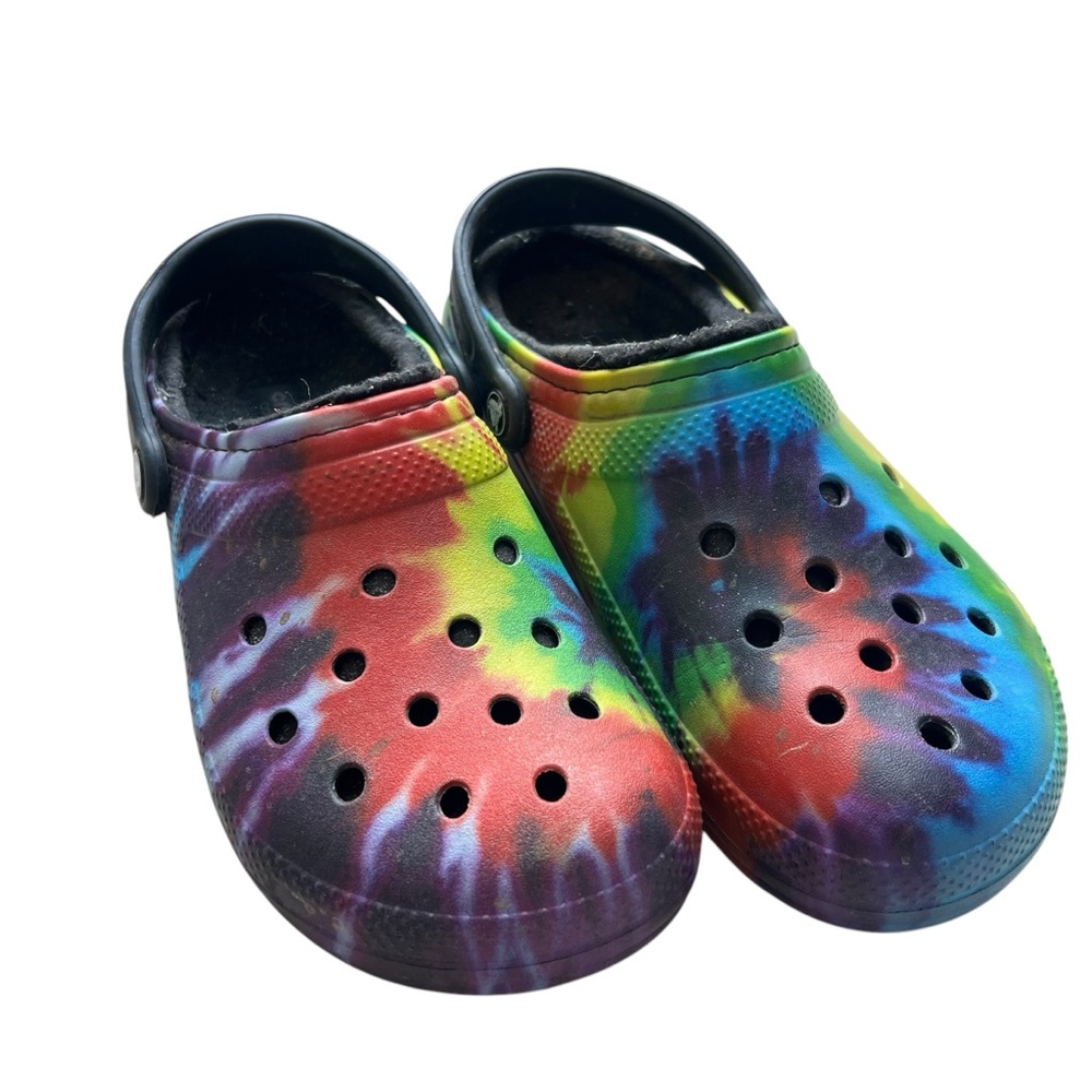 Rainbow crocs adult size with lining men’s 7 womens 9